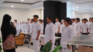 Menjaga Nyawa Dimulai dari Janji, Capping Day UHB Teguhkan Etika Profesi