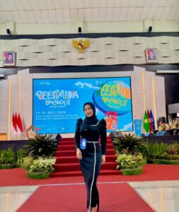 Mahasiswa UHB Unjuk Bakat Dangdut di Peksimida 2026